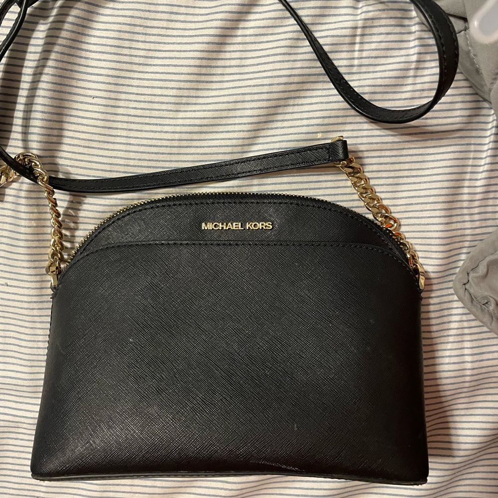Women’s Michael Kors satchel black with gold chain detail